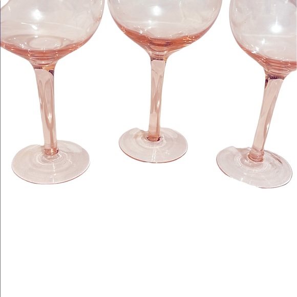 Glass Light Blush Pink 3 Wine Glasses 7.5” Tall - Picture 4 of 5